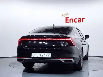 2023 Kia K8 с пробегом 13 203 км