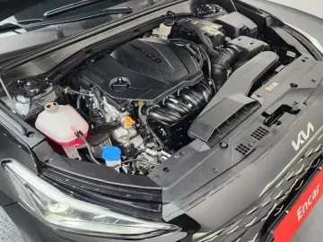 2023 Kia K8 с пробегом 13 203 км
