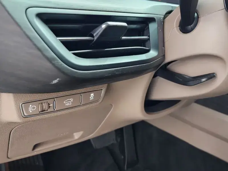 2023 Kia K8 с пробегом 13 203 км