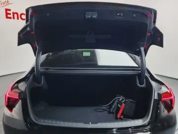 2023 Kia K8 с пробегом 13 203 км