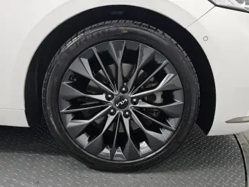 2023 Kia K8 с пробегом 79 355 км