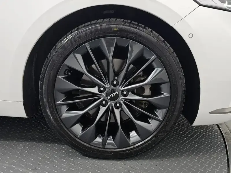 2023 Kia K8 с пробегом 79 355 км