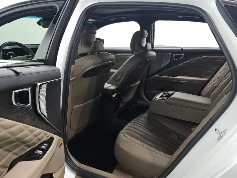 2023 Kia K8 с пробегом 79 355 км