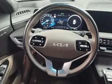 2023 Kia K8 с пробегом 46 112 км