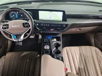 2023 Kia K8 с пробегом 51 961 км