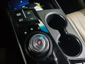 2023 Kia K8 с пробегом 51 961 км