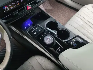2023 Kia K8 с пробегом 80 630 км