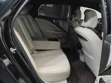 2023 Kia K8 с пробегом 80 630 км