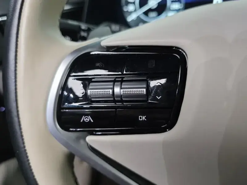 2023 Kia K8 с пробегом 80 630 км