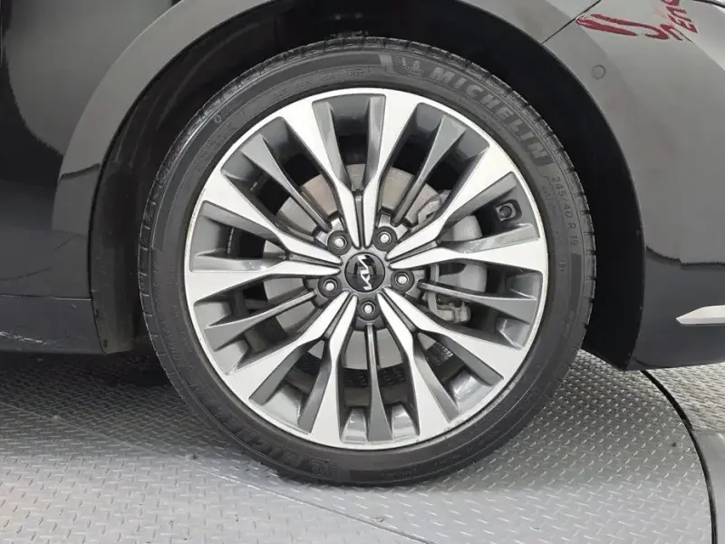 2023 Kia K8 с пробегом 80 630 км