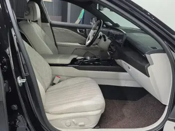 2023 Kia K8 с пробегом 80 630 км
