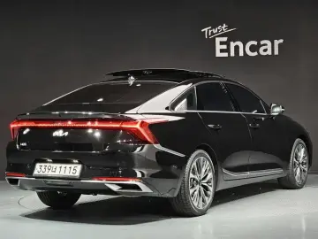 2023 Kia K8 с пробегом 21 702 км