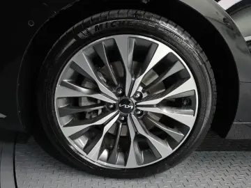 2023 Kia K8 с пробегом 51 948 км