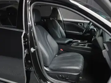 2023 Kia K8 с пробегом 51 948 км