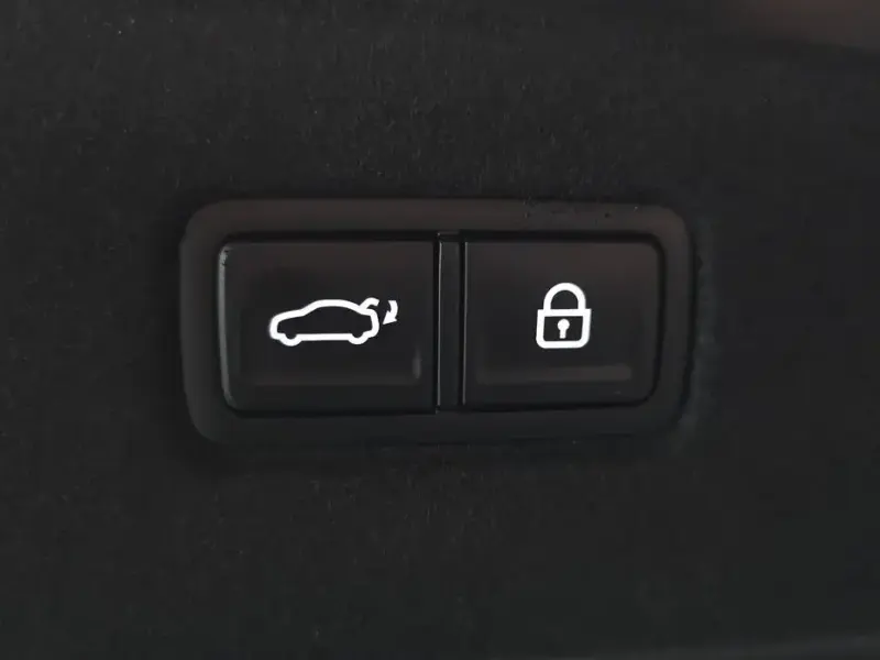 2023 Kia K8 с пробегом 51 948 км