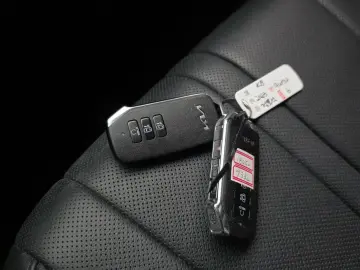 2023 Kia K8 с пробегом 51 948 км