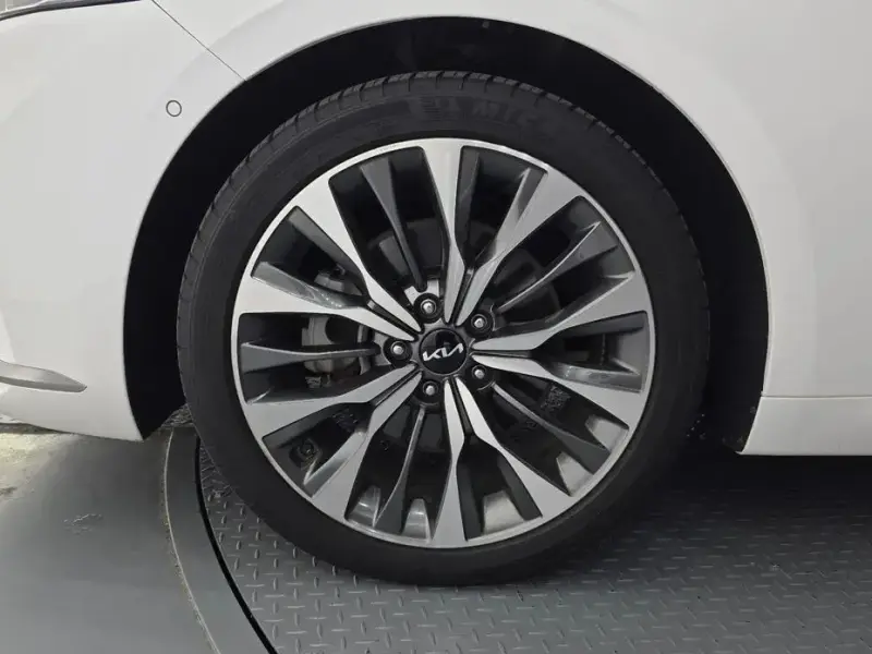 2023 Kia K8 с пробегом 50 878 км