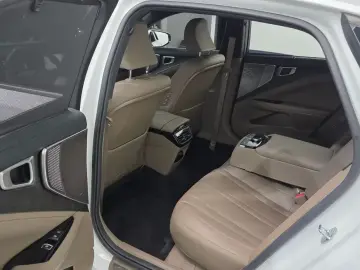 2023 Kia K8 с пробегом 50 878 км
