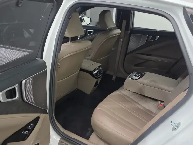 2023 Kia K8 с пробегом 50 878 км