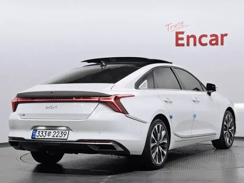 2023 Kia K8 с пробегом 43 807 км