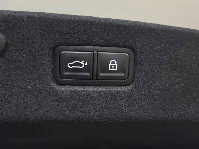 2023 Kia K8 с пробегом 50 878 км