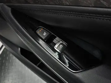 2023 Kia K8 с пробегом 43 807 км