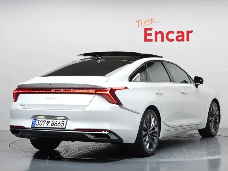 2023 Kia K8 с пробегом 28 533 км