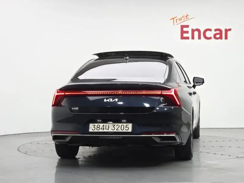 2023 Kia K8 с пробегом 42 488 км