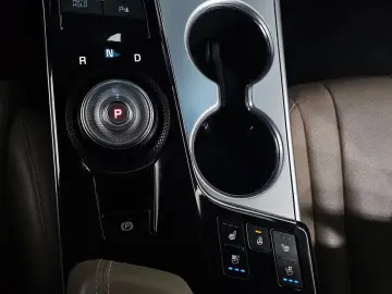 2023 Kia K8 с пробегом 40 313 км