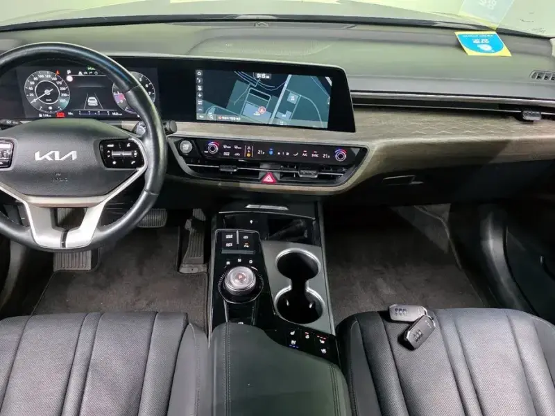 2023 Kia K8 с пробегом 81 968 км