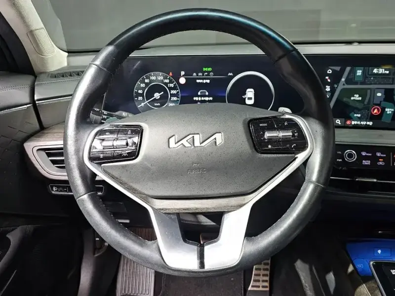 2023 Kia K8 с пробегом 77 721 км