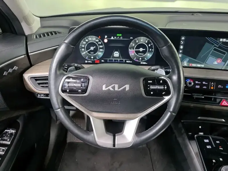 2023 Kia K8 с пробегом 81 968 км