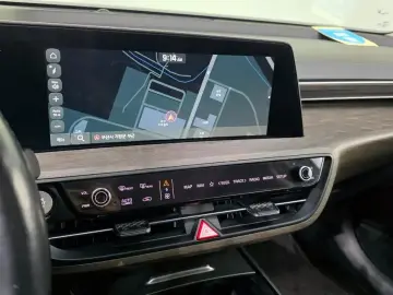 2023 Kia K8 с пробегом 81 968 км