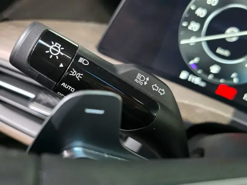 2023 Kia K8 с пробегом 81 968 км