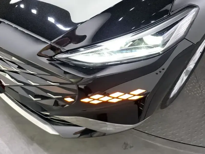 2023 Kia K8 с пробегом 47 611 км