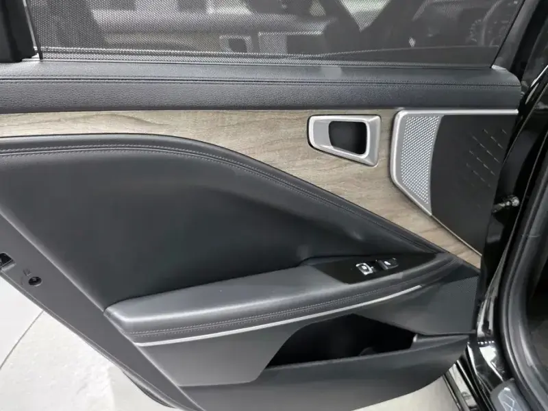 2023 Kia K8 с пробегом 47 611 км
