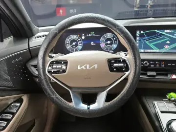 2023 Kia K8 с пробегом 23 478 км