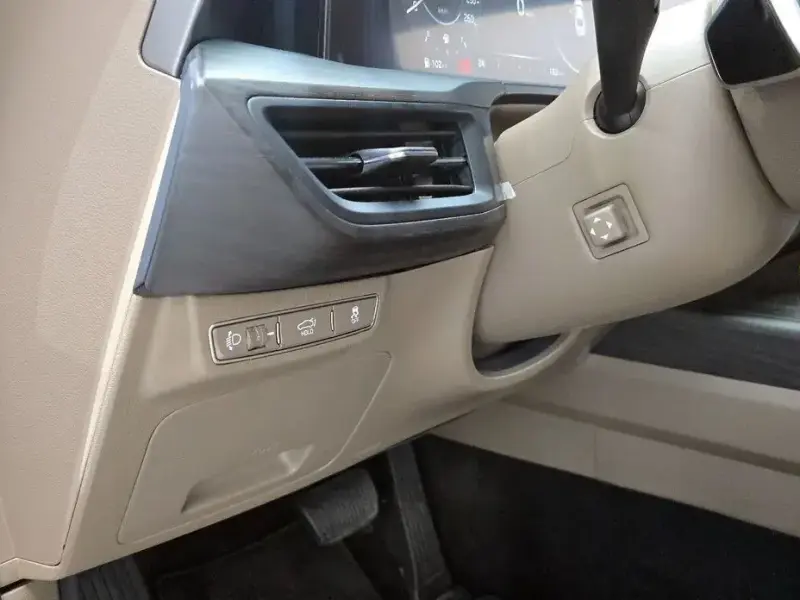 2023 Kia K8 с пробегом 23 478 км