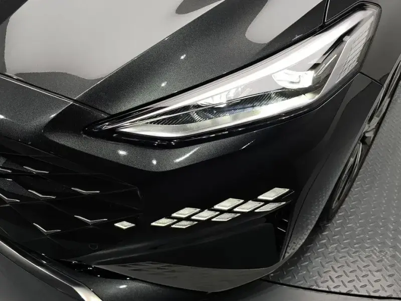 2023 Kia K8 с пробегом 23 478 км