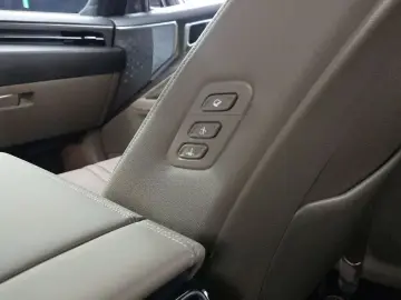 2023 Kia K8 с пробегом 23 478 км