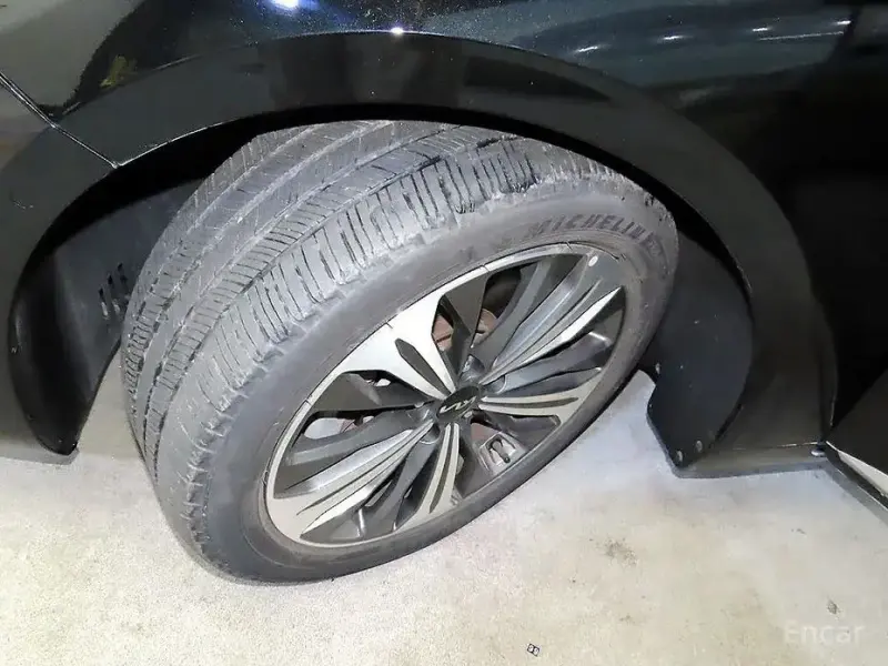 2023 Kia K8 с пробегом 89 100 км