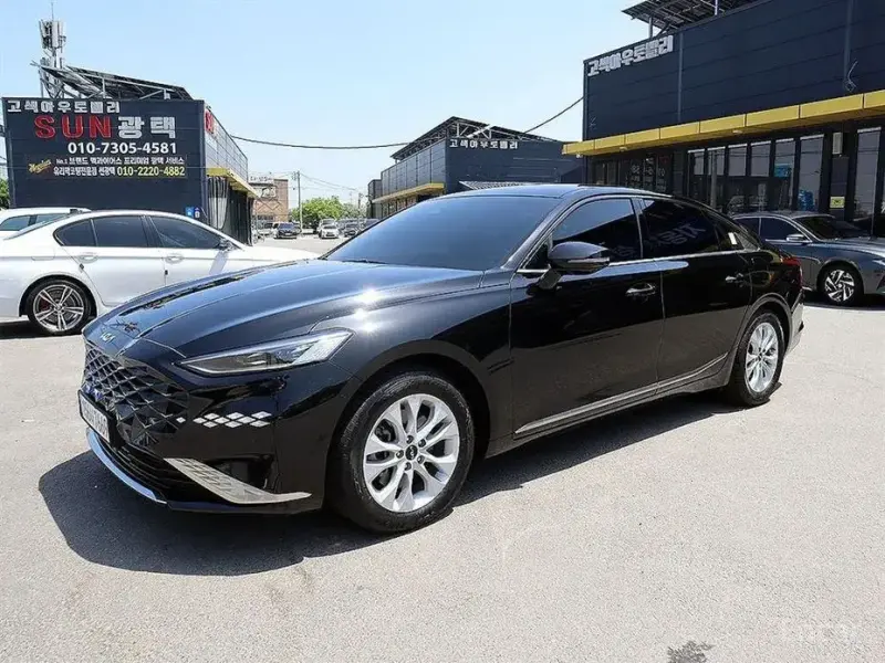 2023 Kia K8 с пробегом 31 885 км