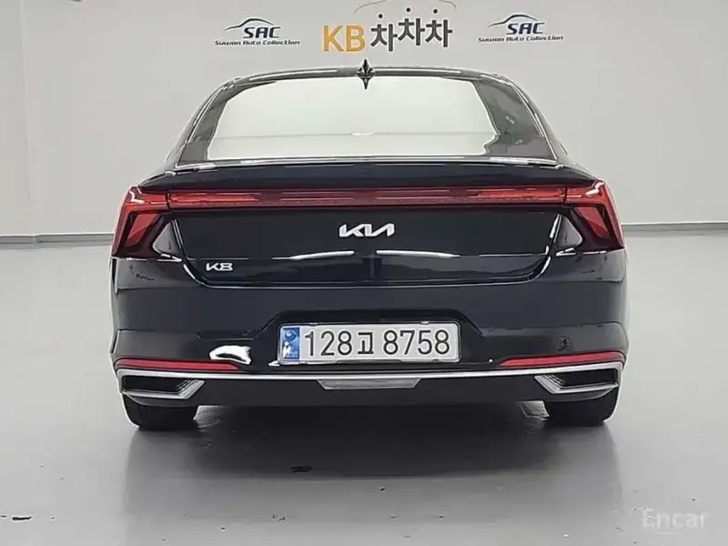 2023 Kia K8 с пробегом 58 885 км