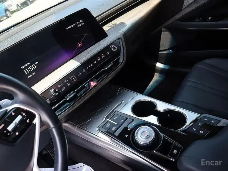 2023 Kia K8 с пробегом 31 885 км
