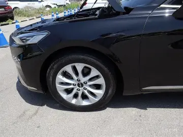 2023 Kia K8 с пробегом 31 885 км