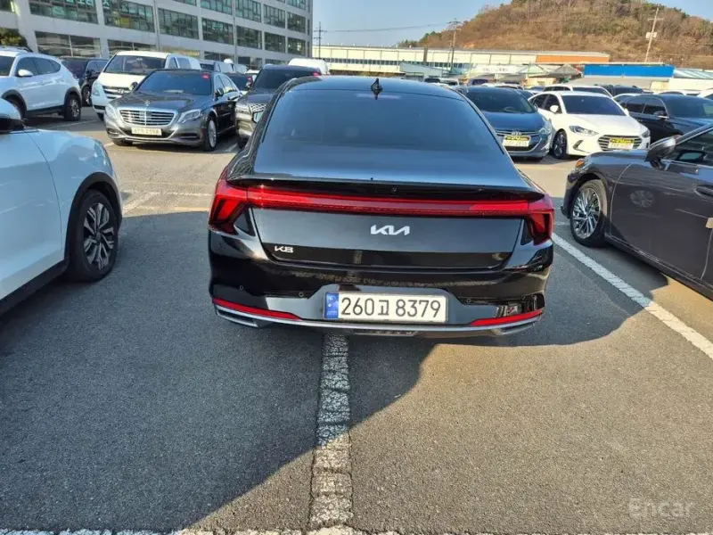 2023 Kia K8 с пробегом 52 946 км