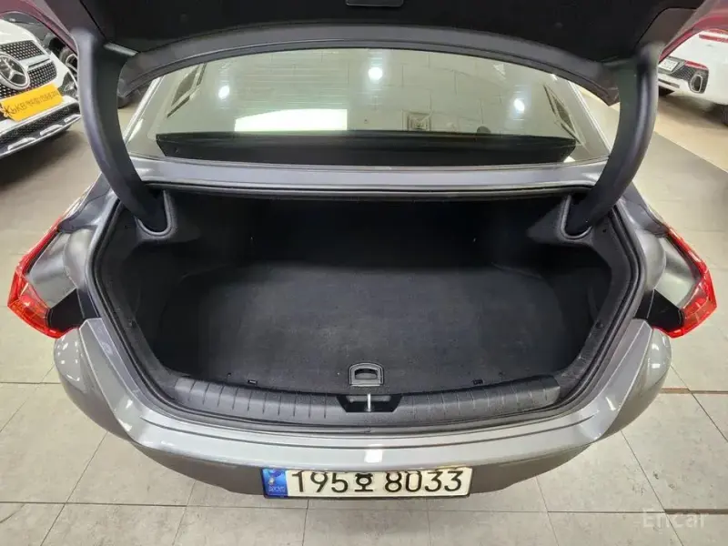 2023 Kia K8 с пробегом 55 918 км