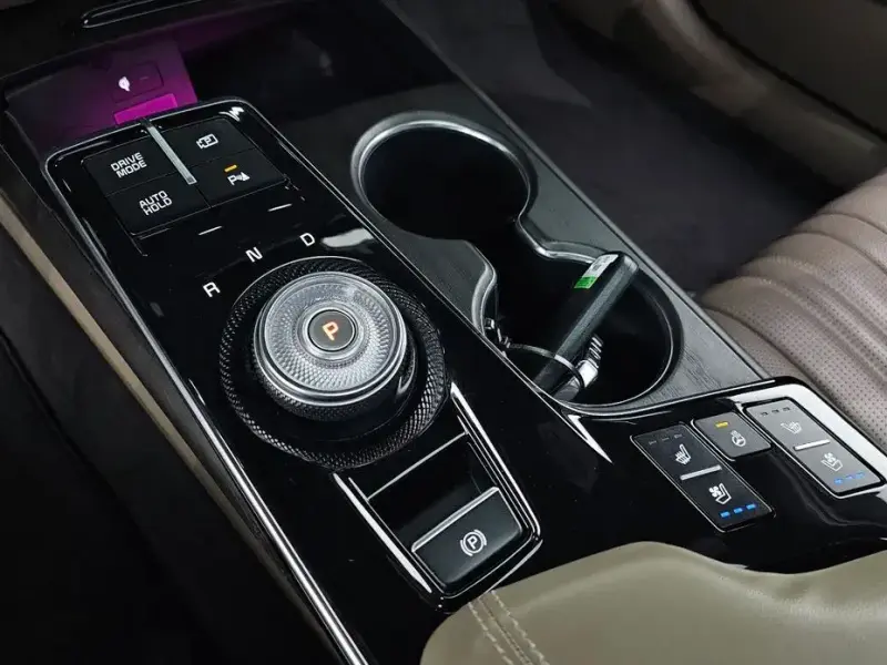 2023 Kia K8 с пробегом 67 760 км