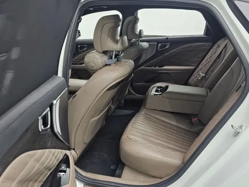2023 Kia K8 с пробегом 67 760 км