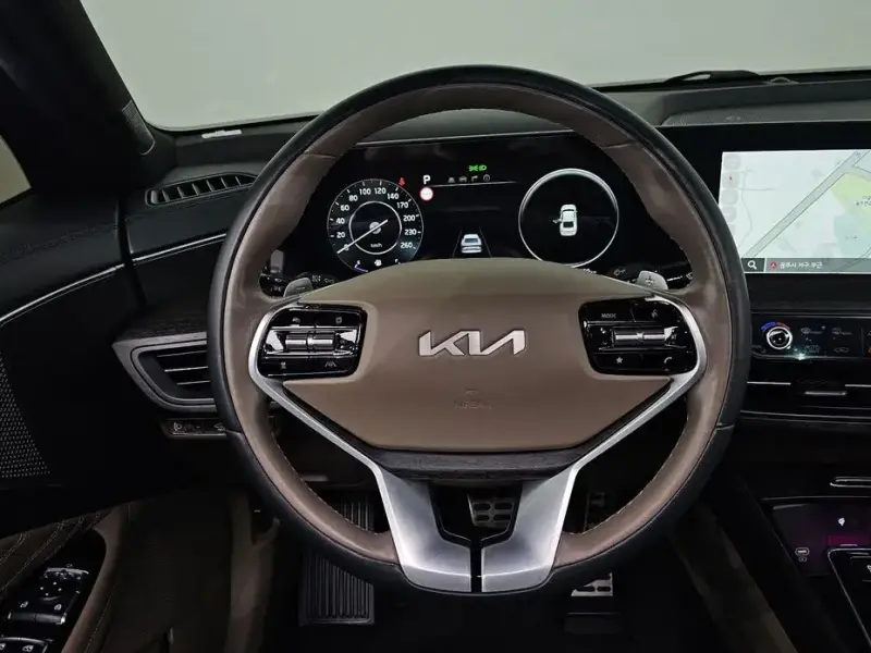 2023 Kia K8 с пробегом 67 760 км